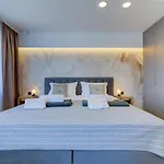 One By Aneo Travel *