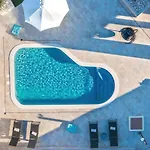 Villa One By Aneo Travel *