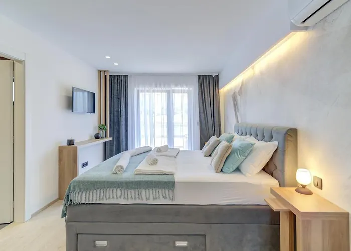 One By Aneo Travel Villa Novi Vinodolski