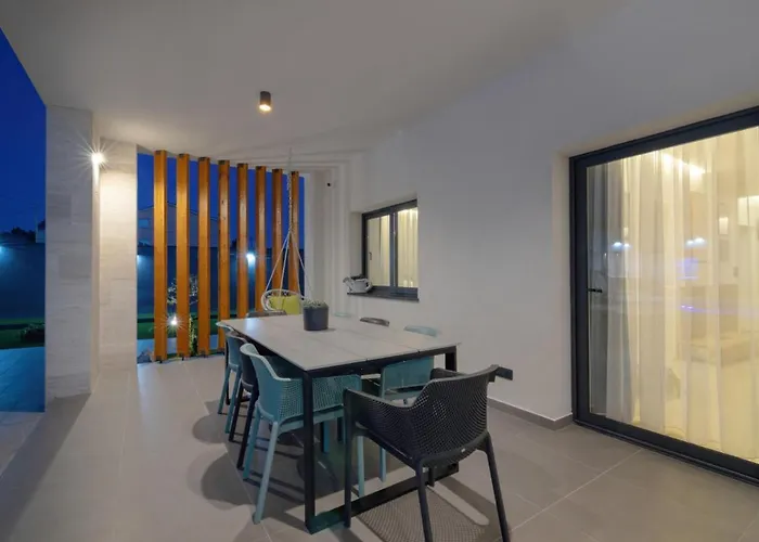 Villa One By Aneo Travel Novi Vinodolski