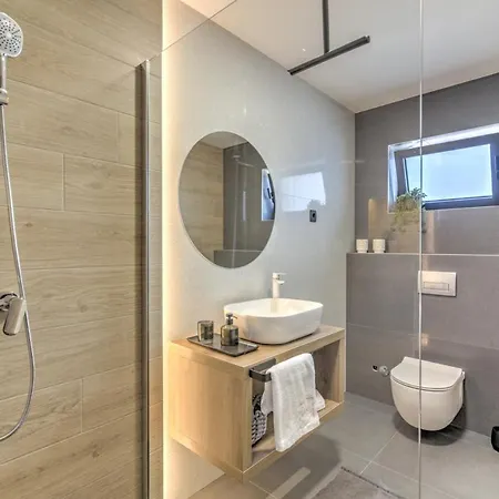 One By Aneo Travel Βίλα