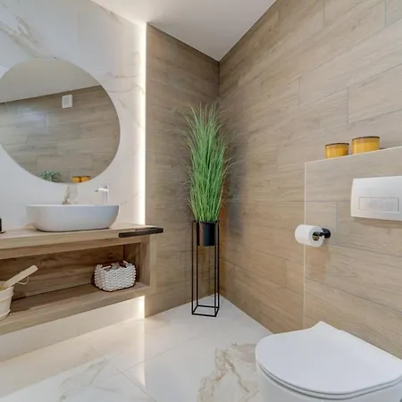 One By Aneo Travel *